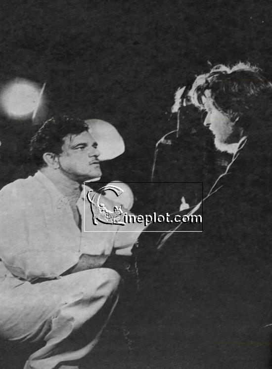 K. Asif directing Guru Dutt in Love and God